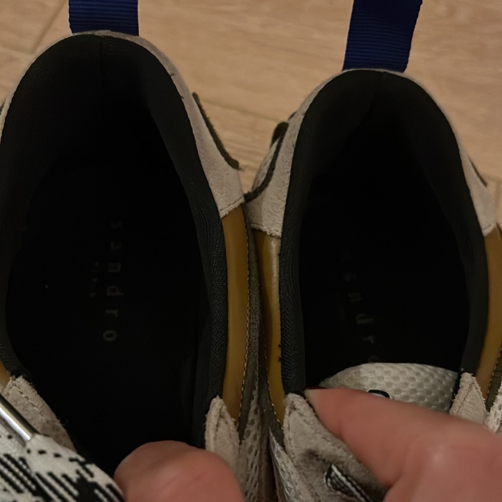 Flame sneakers - Picture 5 of 5